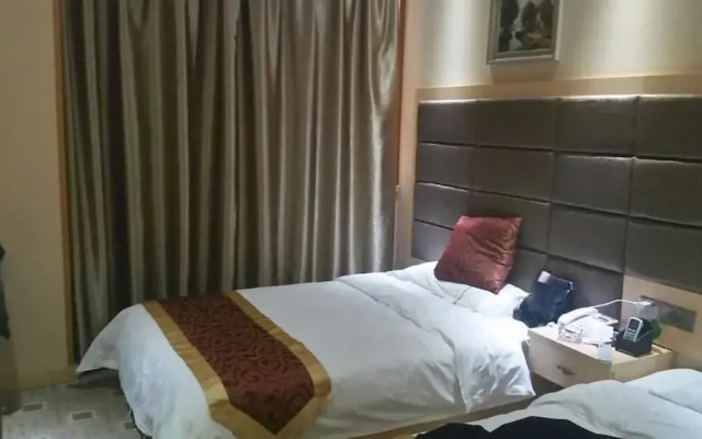 Ankang Yuting Fashion Hotel