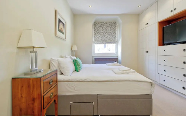 Spacious 3-bedroom Apartment in Earls Court