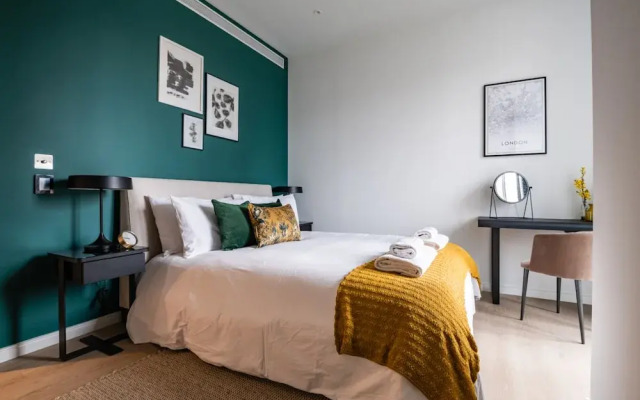 Fabulous One Bedroom Apartment in Exclusive Canary Wharf
