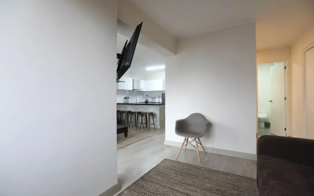 Apt con vista al Mar a una calle del Malecón