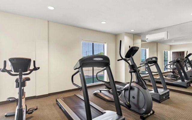 Sleep Inn & Suites