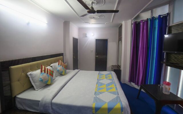 OYO 18419 Home Cozy Stay Near Mall Road