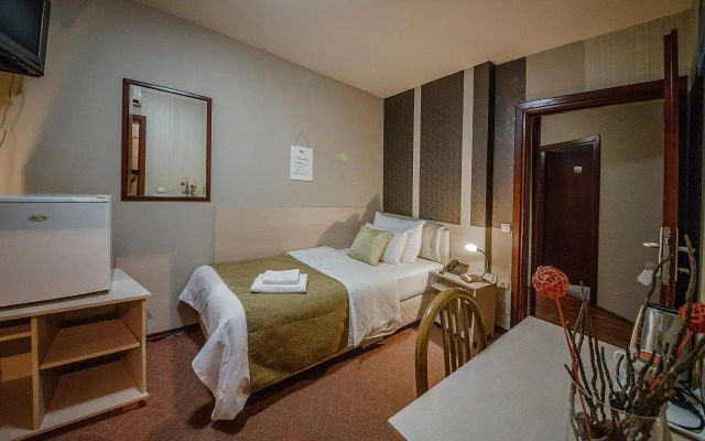 Hotel Bell