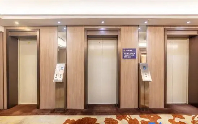 Ban Shan Zi Yu Hotel