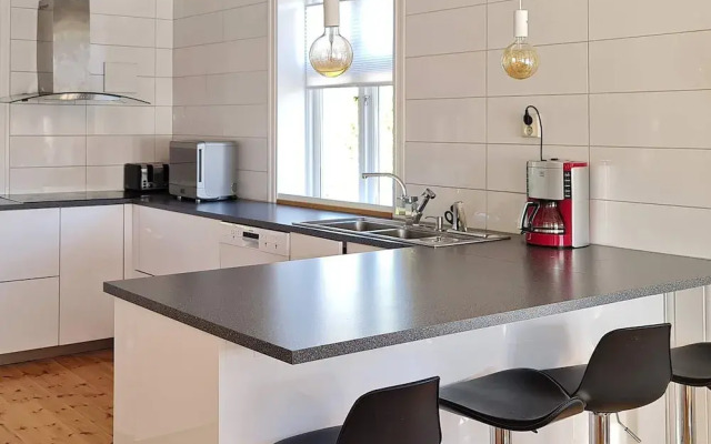 8 Person Holiday Home in Lindas