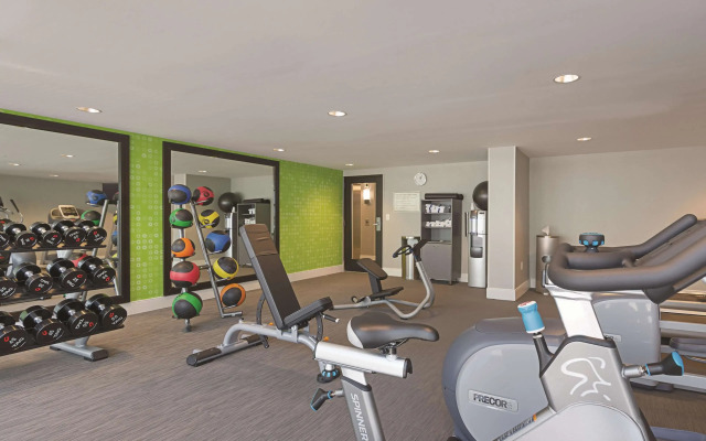 La Quinta Inn & Suites by Wyndham Salem NH