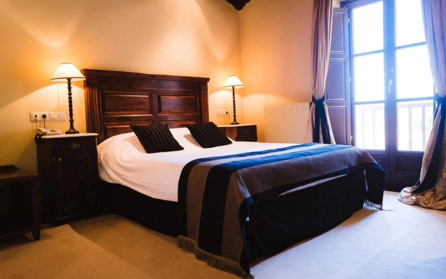 Trikolonion Country Hotel