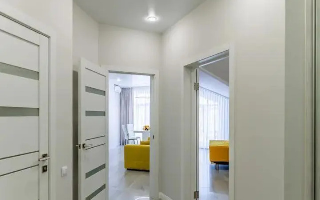 Apartments on Krymskaya street 22k17