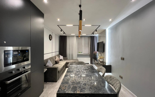 Pushkin street, 2 bedrooms Stylish, Beautiful apartment PU580
