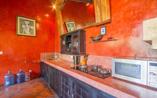 Villa Santhi