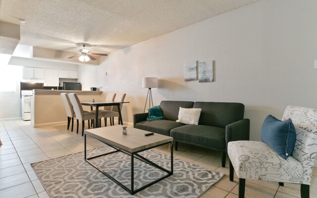 The Economy Suites of East Austin