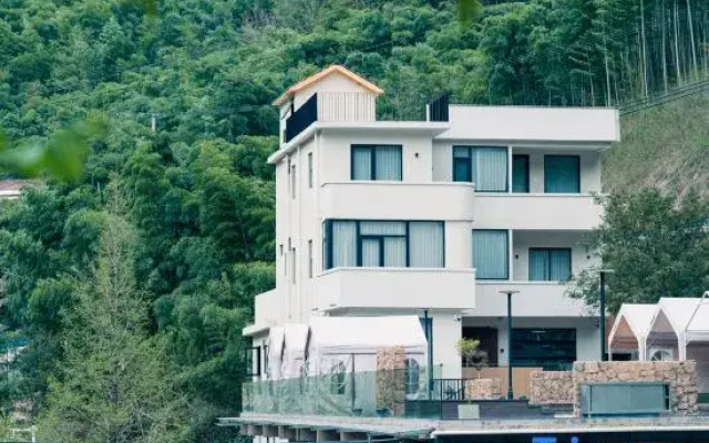 Anji Forest Deep Stream BBQ Coffee Homestay