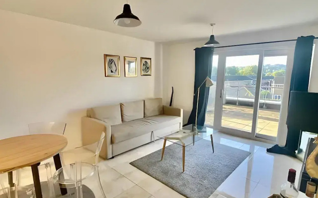 Captivating 1-bed Apartment Greater London