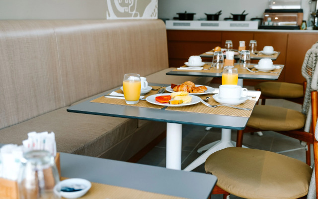 Niu Beach Hotel Moorea