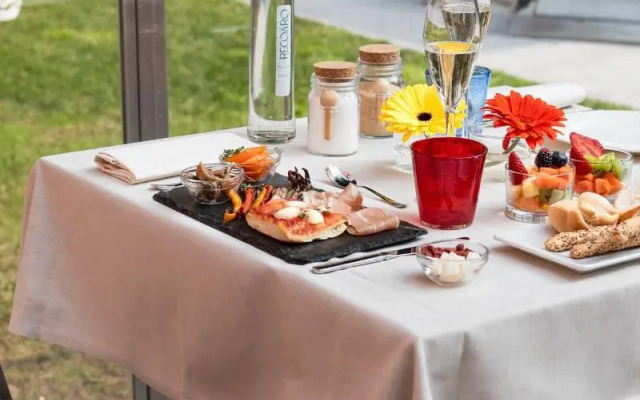 Carnival Palace Hotel