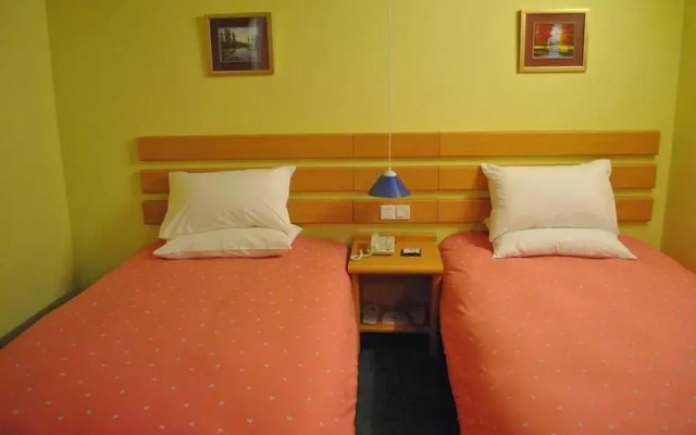 Home Inn Shanghai Jiading Qinghe Road