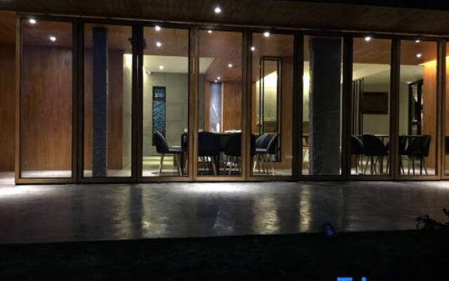 Ruiting Liuju Country House