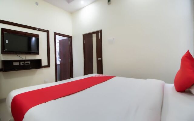 OYO 48380 Hotel Satkar