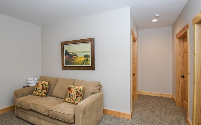 Rockledge Manor 4 Bedroom House