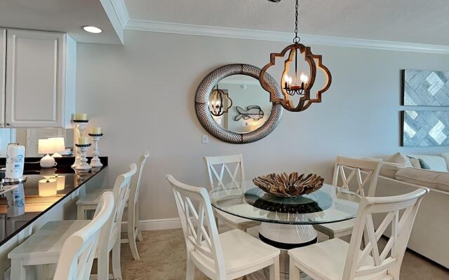 San Carlos Condominiums