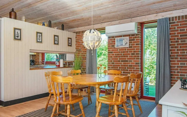 6 Person Holiday Home in Orsted-by Traum
