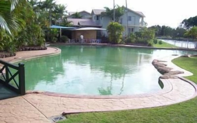 Sailfish Cove