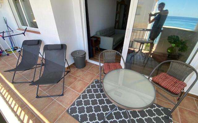 Nerja Sea View Front Line Appartment Torrecila 4p max