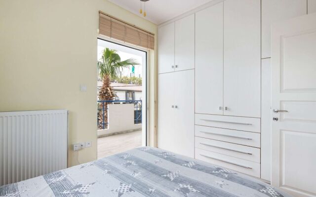 Homely Apartment in Piraeus With Balcony