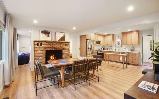 Modern Tahoe Treasure