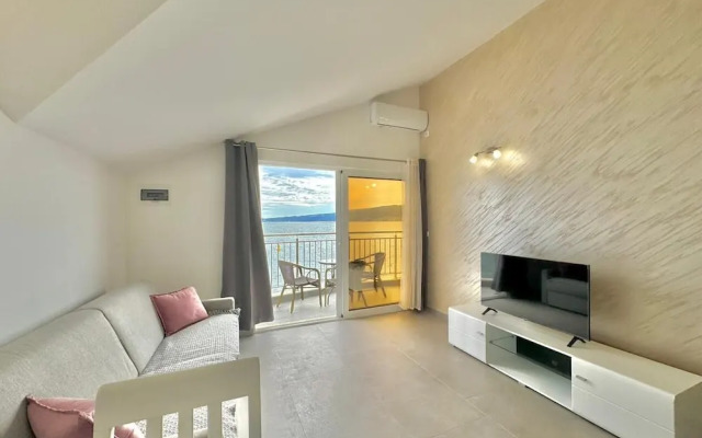 Seaside apartments Zlokovic