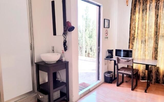 Suite amplia privada a 8 min del centro