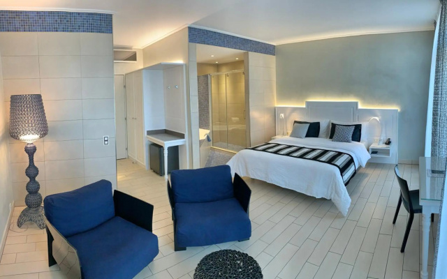 Continental Parkhotel – Guest Rooms – Lugano