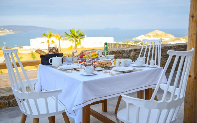 Myconian Crown Suites