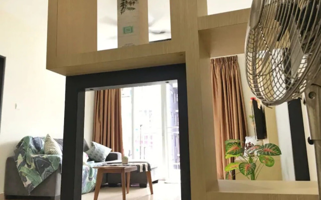 Pacific Place by Arthomer