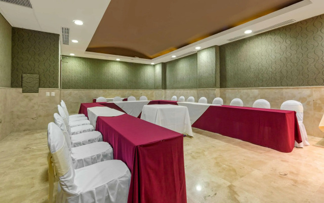 Hotel Hostal de Cortes