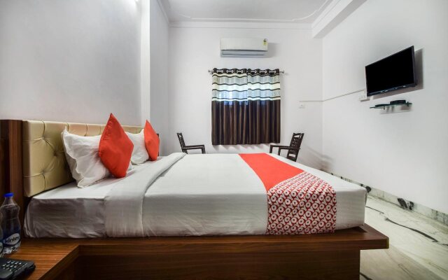 Hotel Moonlight By OYO Rooms