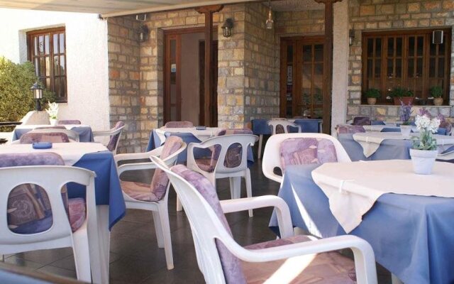 Drymna Hotel
