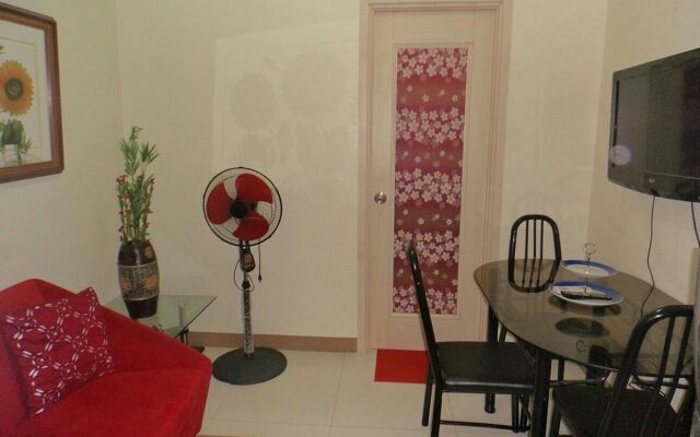 KarLa's Place at Chateau Elysee