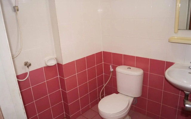 ZEN Rooms Ramkhamhaeng Mansion