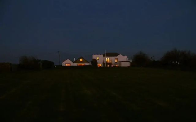 Halzephron House