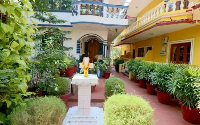 1 BR Guest house in Calangute - North Goa, by GuestHouser (B112)