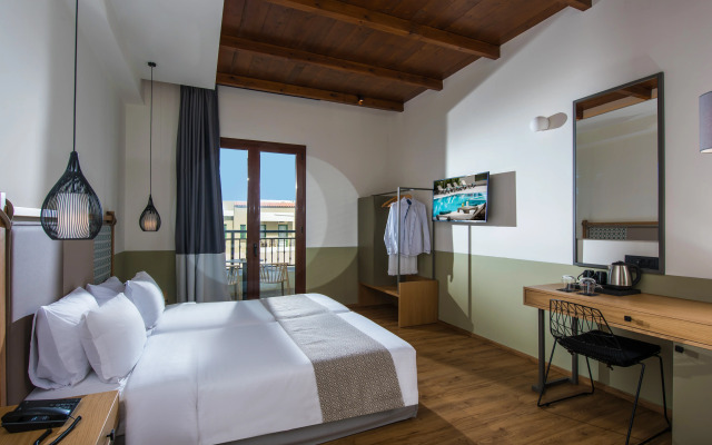 Petousis Hotel & Suites