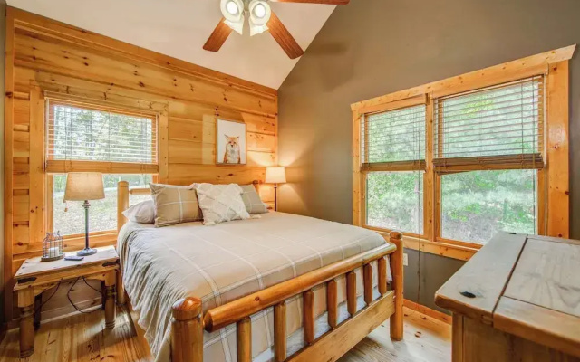 Four Bear Hideaway Coosawattee River Resort!