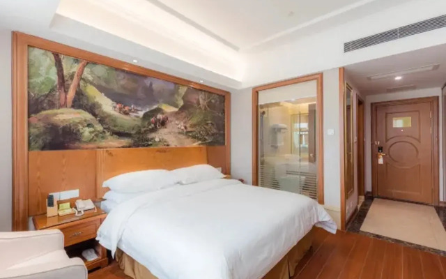 Vienna Hotel (Shantou Guiyu)