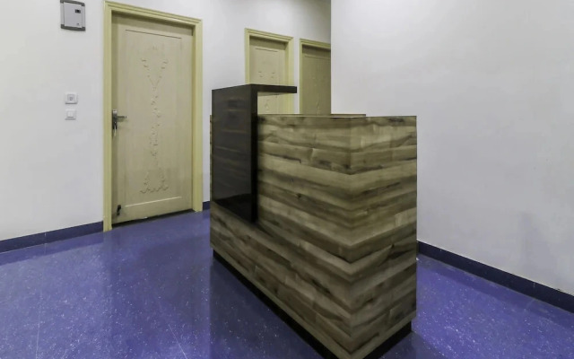 OYO Rooms World Trade Park JLN Marg