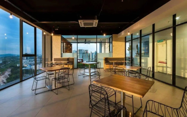 Hid SOHO at KANVAS WiFi Netflix KLIA