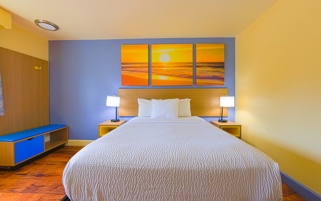 Coastal Inn by OYO Lincoln City - Oregon Coast Hwy