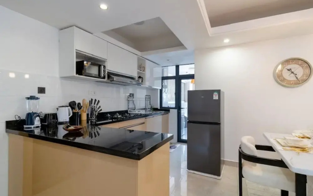 Urban Oasis View Palace Apartments-3 Bed