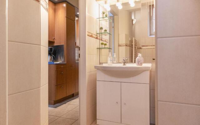 Spacy 2BR Apt. Ideal For Longstays