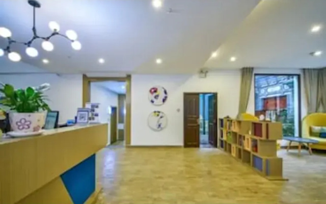 Floral Hotel Dali Ruiyuan